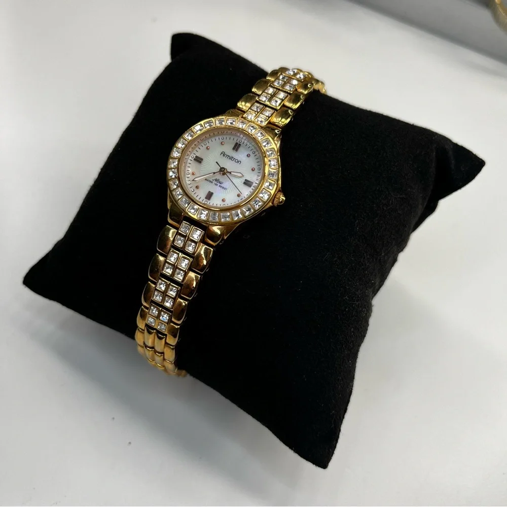 Armitron Now 75/3689GP Quartz Analog Women's Watch Gold New‎ Battery Working